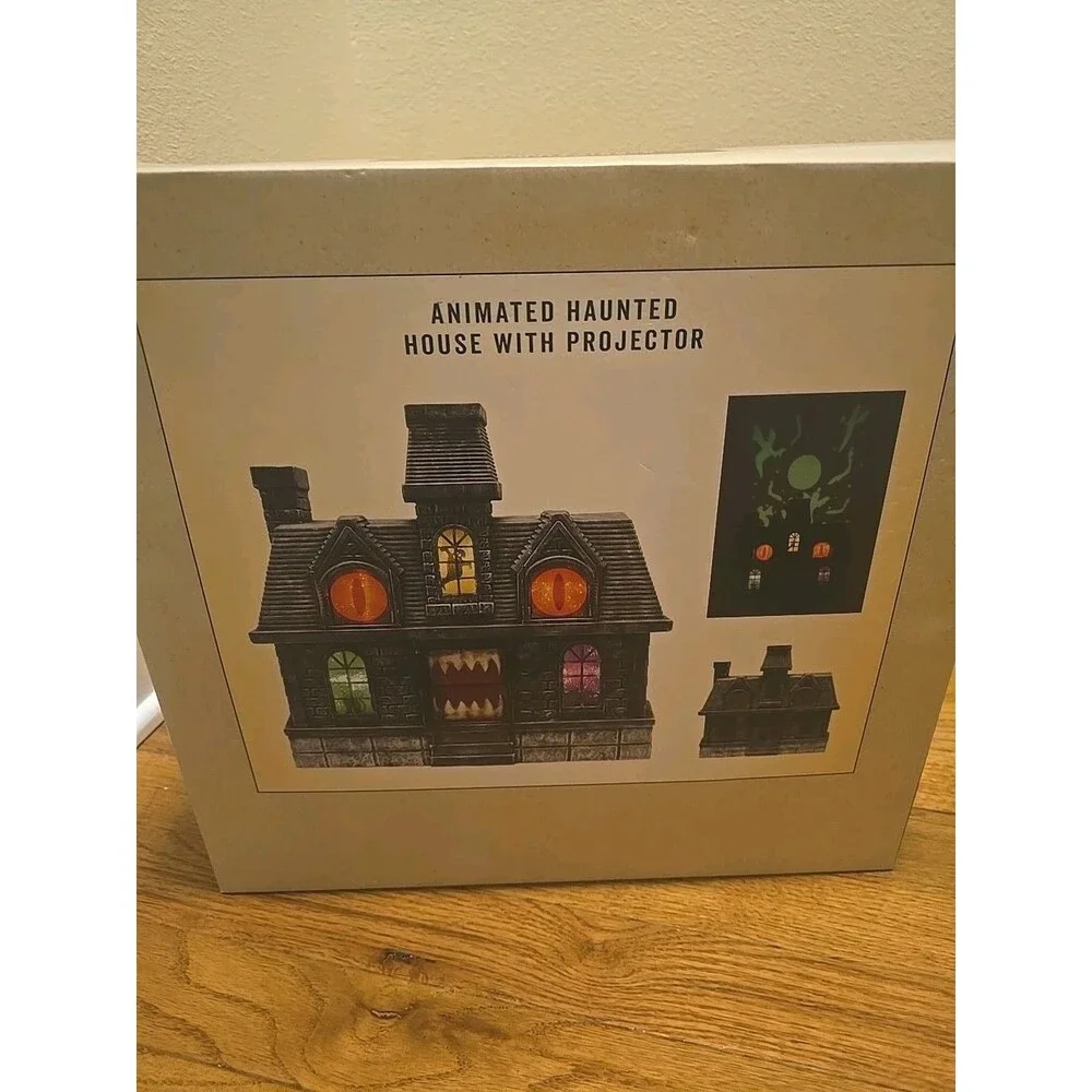 2025 Cracker Barrel Halloween Haunted House Projection Lights, Sound Eyes Teeth